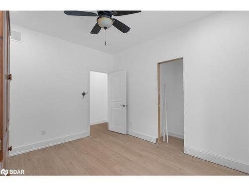 1 Portage Lake Road, Seguin, ON - Indoor Photo Showing Other Room