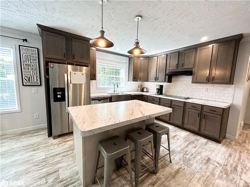 20 Bridlewood Crescent, Wasaga Beach, ON - Indoor Photo Showing Kitchen With Stainless Steel Kitchen With Upgraded Kitchen