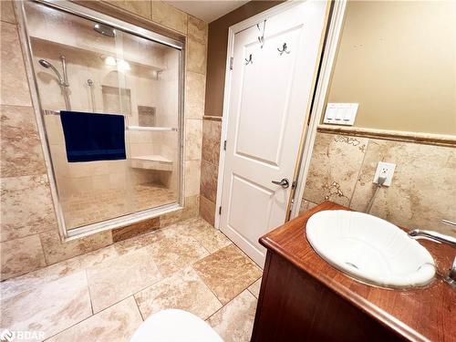 359 Cox Mill Road, Barrie, ON - Indoor Photo Showing Bathroom