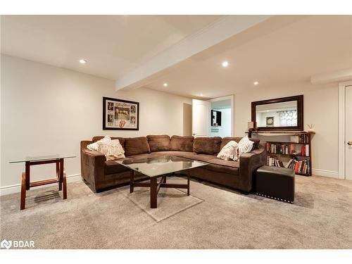 821 Essa Road, Barrie, ON - Indoor Photo Showing Living Room