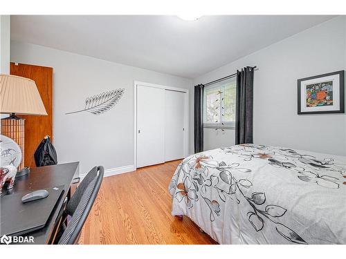 200 Bertha Avenue, Barrie, ON - Indoor Photo Showing Bedroom