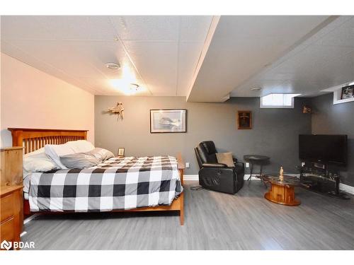 40 Julia Crescent, Orillia, ON - Indoor Photo Showing Bedroom