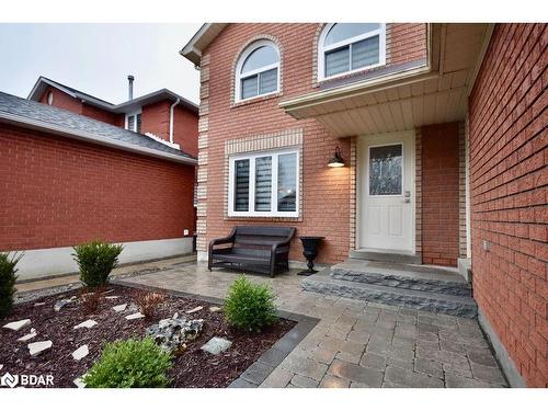 33 Ferguson Drive, Barrie, ON - Outdoor With Exterior
