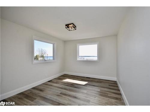 1411 Maple Way, Innisfil, ON - Indoor Photo Showing Other Room