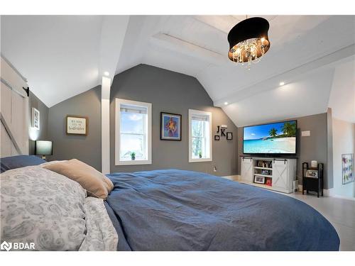 192 Wrenhaven Road, Fenelon Falls, ON - Indoor Photo Showing Bedroom