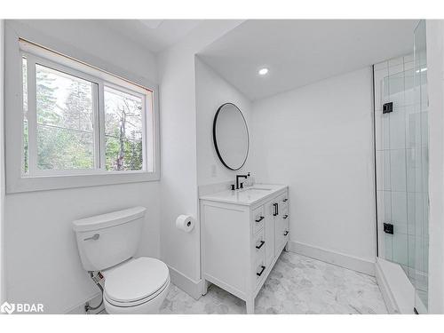 56 Homewood Avenue, Wasaga Beach, ON - Indoor Photo Showing Bathroom