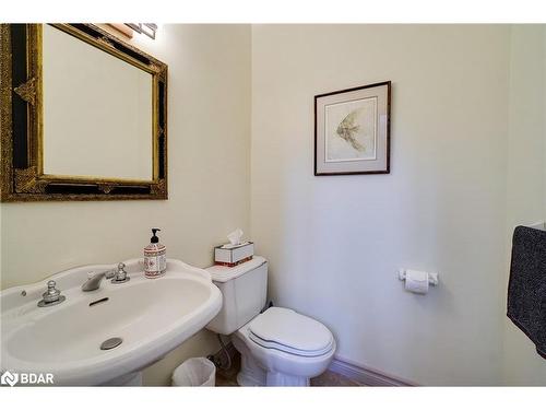 5823 Eighth Line, Hillsburgh, ON - Indoor Photo Showing Bathroom