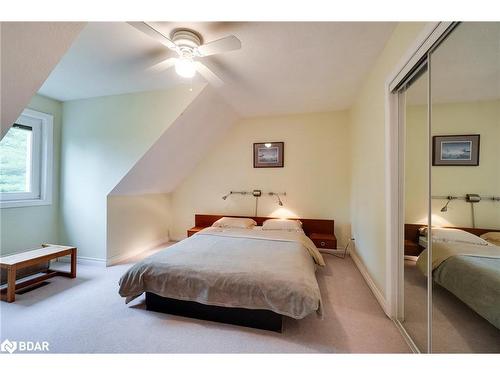 5823 Eighth Line, Hillsburgh, ON - Indoor Photo Showing Bedroom