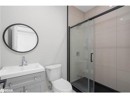 24 Grace Avenue, Orillia, ON - Indoor Photo Showing Bathroom