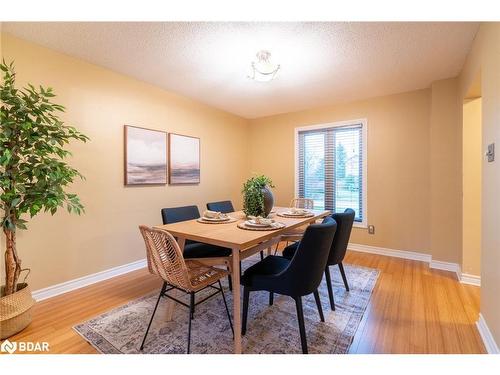 33 Mccullough Avenue, Beeton, ON - Indoor Photo Showing Dining Room