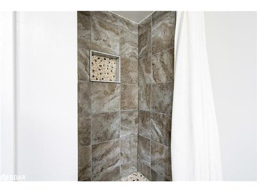 114-23 Dawson Drive, Collingwood, ON - Indoor Photo Showing Bathroom