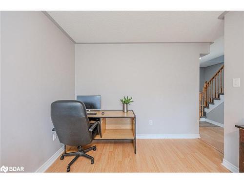 128 Pickett Crescent, Barrie, ON - Indoor Photo Showing Office