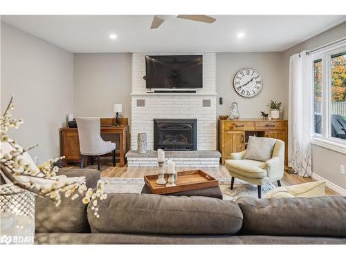 16 Owen Road, Oro-Medonte, ON - Indoor Photo Showing Living Room With Fireplace
