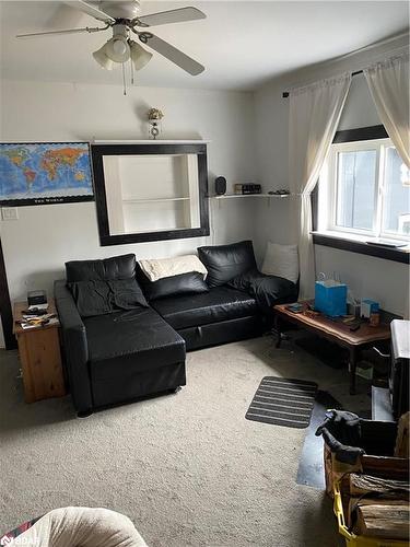 329 High Street Street, Mactier, ON - Indoor Photo Showing Living Room