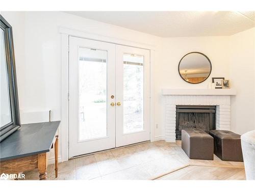 721-11 Dawson Drive, Collingwood, ON - Indoor With Fireplace