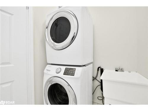 15-3310 Summerhill Way Way, Severn, ON - Indoor Photo Showing Laundry Room