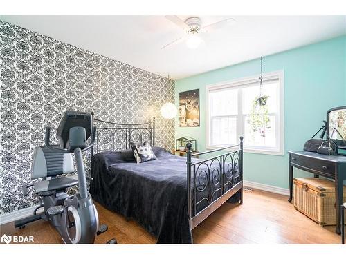 4522 Trent Trail, Washago, ON - Indoor Photo Showing Bedroom