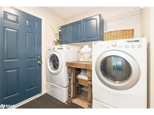 4522 Trent Trail, Washago, ON - Indoor Photo Showing Laundry Room