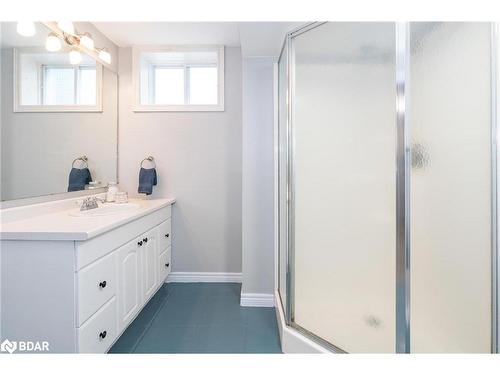 4522 Trent Trail, Washago, ON - Indoor Photo Showing Bathroom
