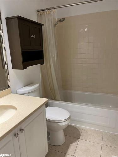 253 Letitia Street, Barrie, ON - Indoor Photo Showing Bathroom