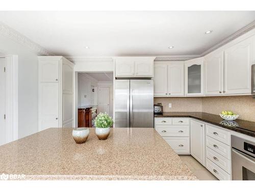 4313 20 Side Road, Bradford West Gwillimbury, ON - Indoor Photo Showing Kitchen With Double Sink