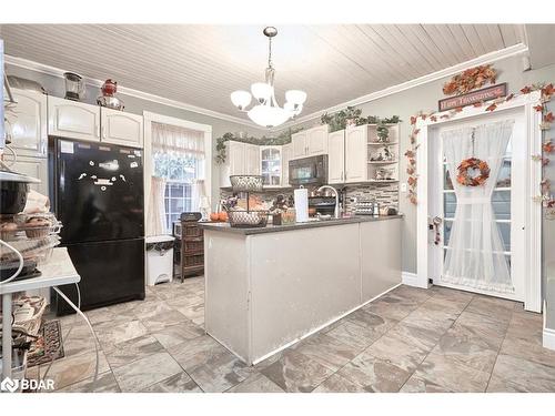 308 Park Street, Victoria Harbour, ON - Indoor Photo Showing Kitchen