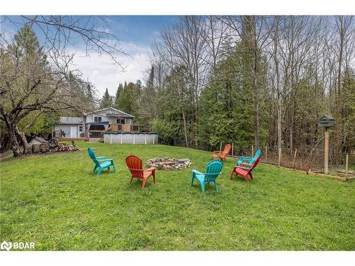 1474 Gill Road, Midhurst, ON - Outdoor With Backyard