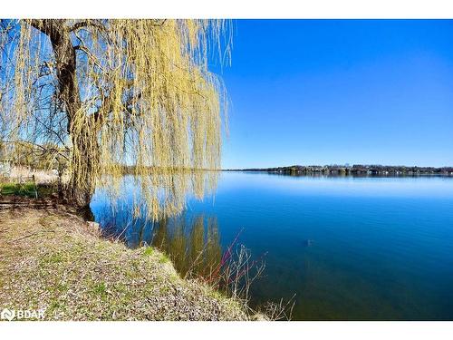 33 Shelley Dr, Little Britain, ON - Outdoor With Body Of Water With View