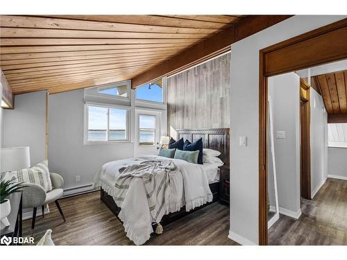 193 Snug Harbour Road, Lindsay, ON - Indoor Photo Showing Bedroom
