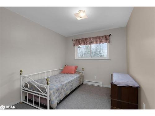1160 Shore Acres Drive, Innisfil, ON - Indoor Photo Showing Bedroom