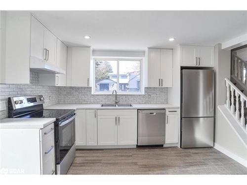 279 Matchedash Street N, Orillia, ON - Indoor Photo Showing Kitchen With Upgraded Kitchen