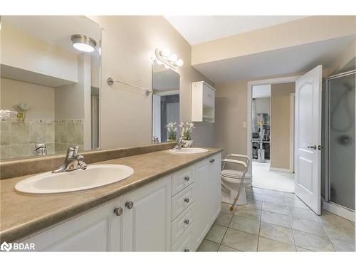 6975 Ortona Road, Essa, ON - Indoor Photo Showing Bathroom