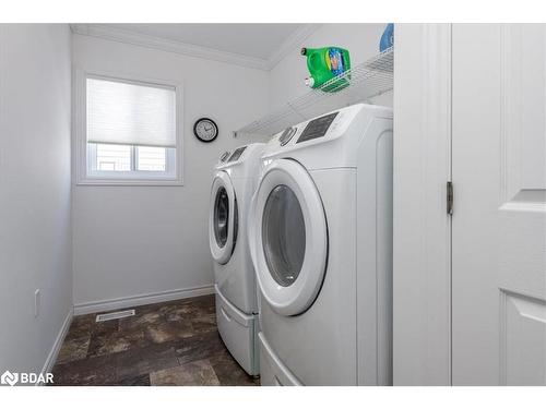 7 Ainsworth Drive, Ramara, ON - Indoor Photo Showing Laundry Room