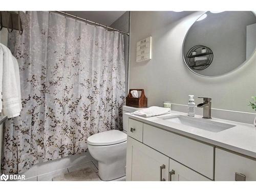 5 Nicholson Crescent, Minesing, ON - Indoor Photo Showing Bathroom
