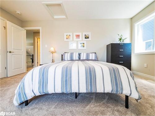 142 Harrison St Street, Elora, ON - Indoor Photo Showing Bedroom