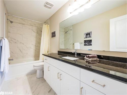 142 Harrison St Street, Elora, ON - Indoor Photo Showing Bathroom