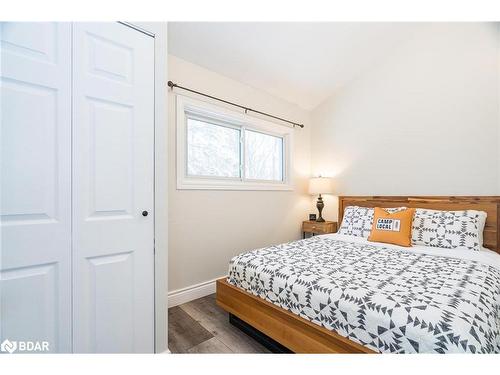 22 Slalom Drive, Oro-Medonte, ON - Indoor Photo Showing Bedroom