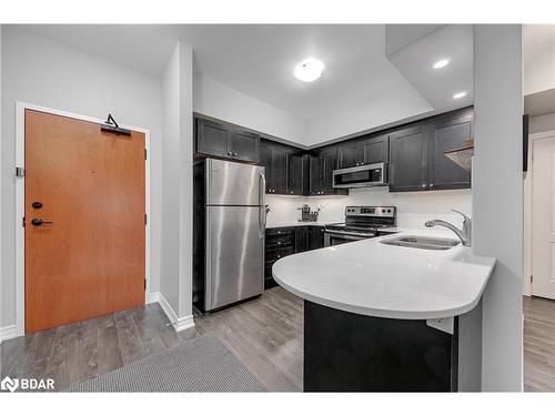 307-720 Yonge Street Street, Barrie, ON - Indoor Photo Showing Kitchen With Double Sink