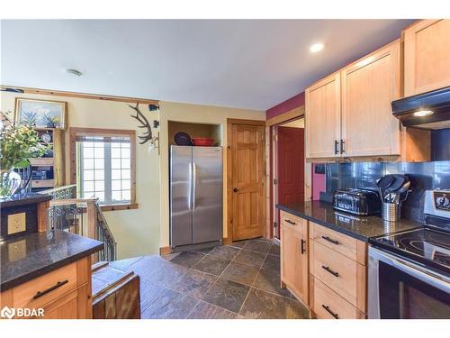 2398 Lakeshore Drive, Ramara, ON - Indoor Photo Showing Kitchen