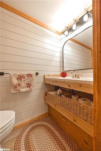 2398 Lakeshore Drive, Ramara, ON - Indoor Photo Showing Bathroom