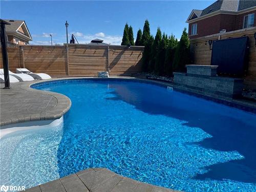 3 Fairside Drive, Bradford, ON - Outdoor With In Ground Pool