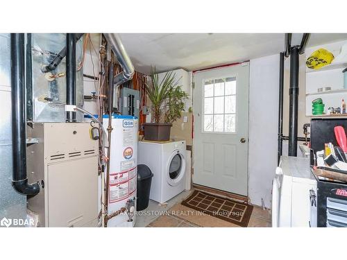 181 Little Avenue, Barrie, ON - Indoor Photo Showing Laundry Room