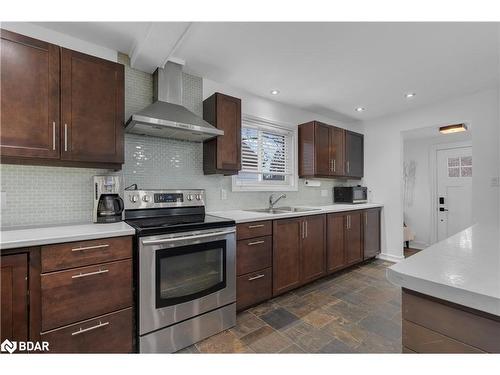 48 Ninth Street, Collingwood, ON - Indoor Photo Showing Kitchen With Stainless Steel Kitchen With Double Sink