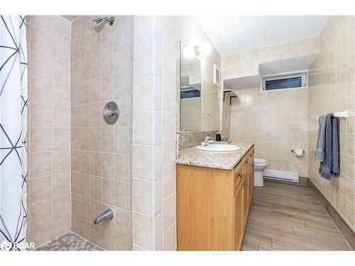 1 Blue Jay Court, Tiny, ON - Indoor Photo Showing Bathroom