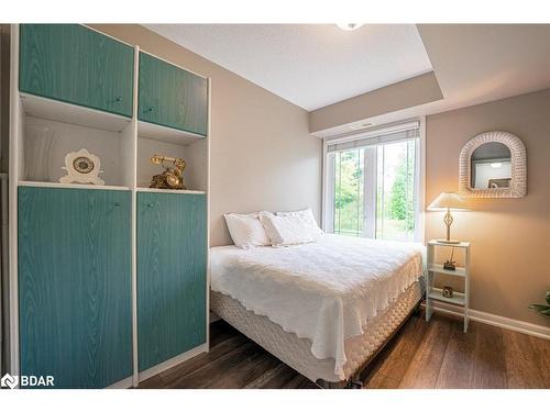 110-50 Mulligan Lane, Wasaga Beach, ON - Indoor Photo Showing Bedroom