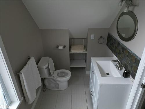 589957 Grey Rd 19, The Blue Mountains, ON - Indoor Photo Showing Bathroom