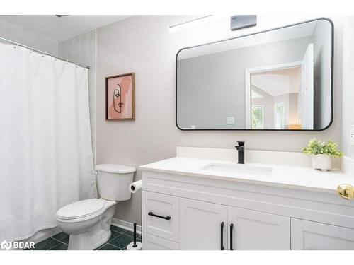 29 Sundial Court, Collingwood, ON - Indoor Photo Showing Bathroom