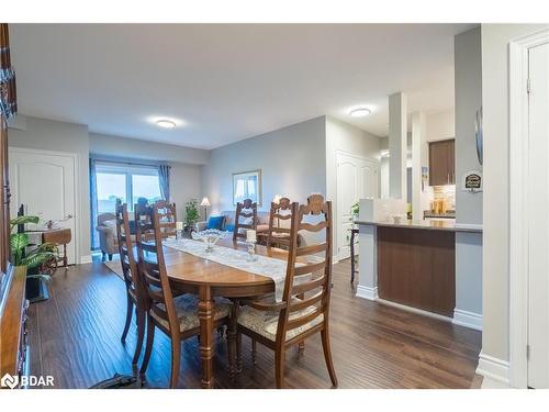 206-100 Dean Avenue, Barrie, ON - Indoor Photo Showing Dining Room
