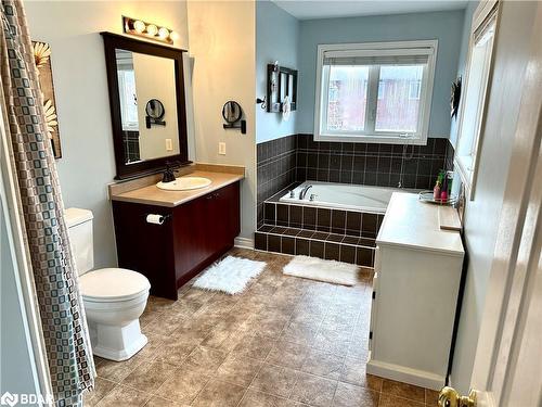 1356 Perniegie Crescent, Innisfil, ON - Indoor Photo Showing Bathroom