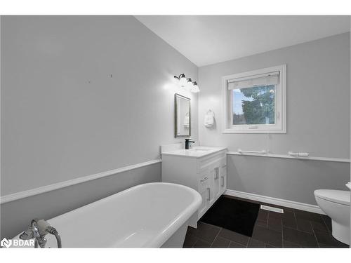 209515 Highway 26, Town Of Blue Mountains, ON - Indoor Photo Showing Bathroom
